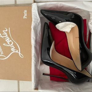 The Kate- Classic pointy pump with a wearable 85 mm stiletto heel.